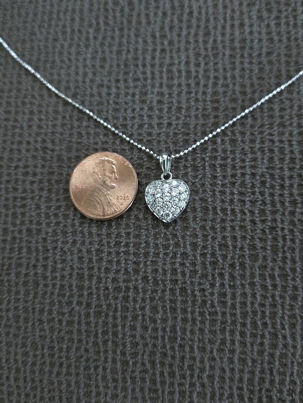 Ava Ro🚣 Silver🤍 Pave Heart❤ Pendant Necklace - Picture 7 of 16